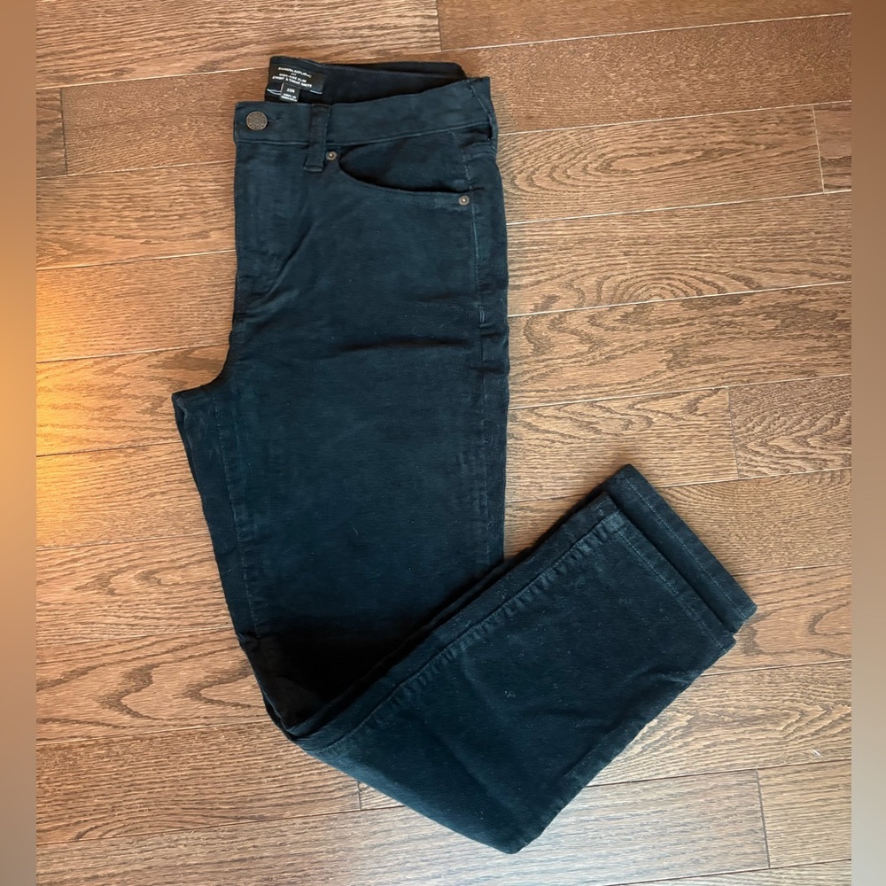 Banana Republic corduroy pants in size 27 Black like new just beautiful classic